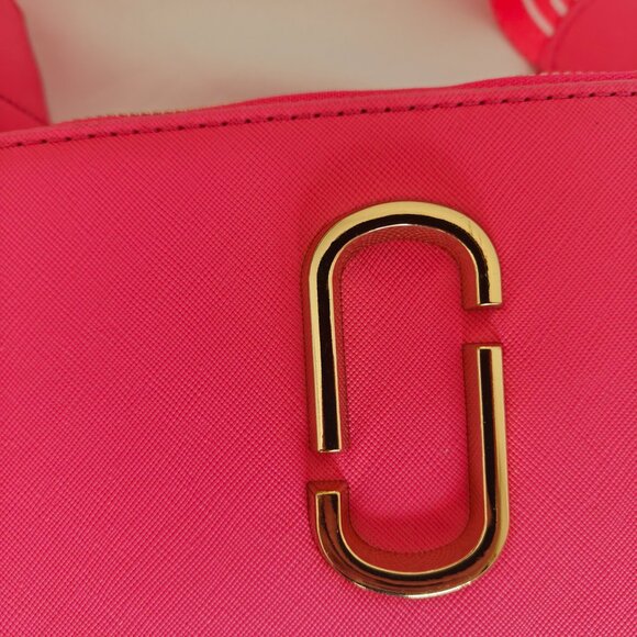 MARC JACOBS Crossbody Camera Bag - Picture 3 of 7